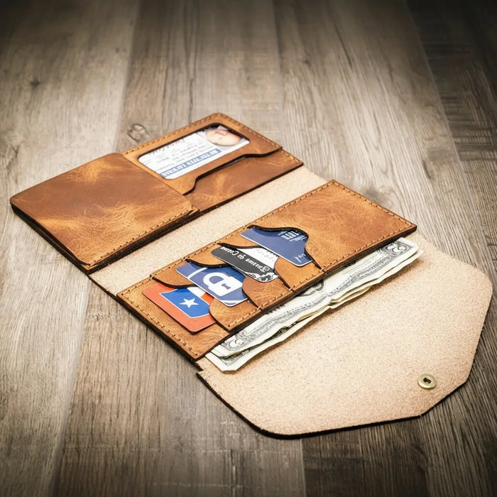 Badge Clutch Wallet - Saddle Tan